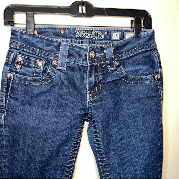 Miss Me for Buckle Embellished Dark Blue Slim Low Rise Capri Jeans Size 25 - Picture 12 of 12